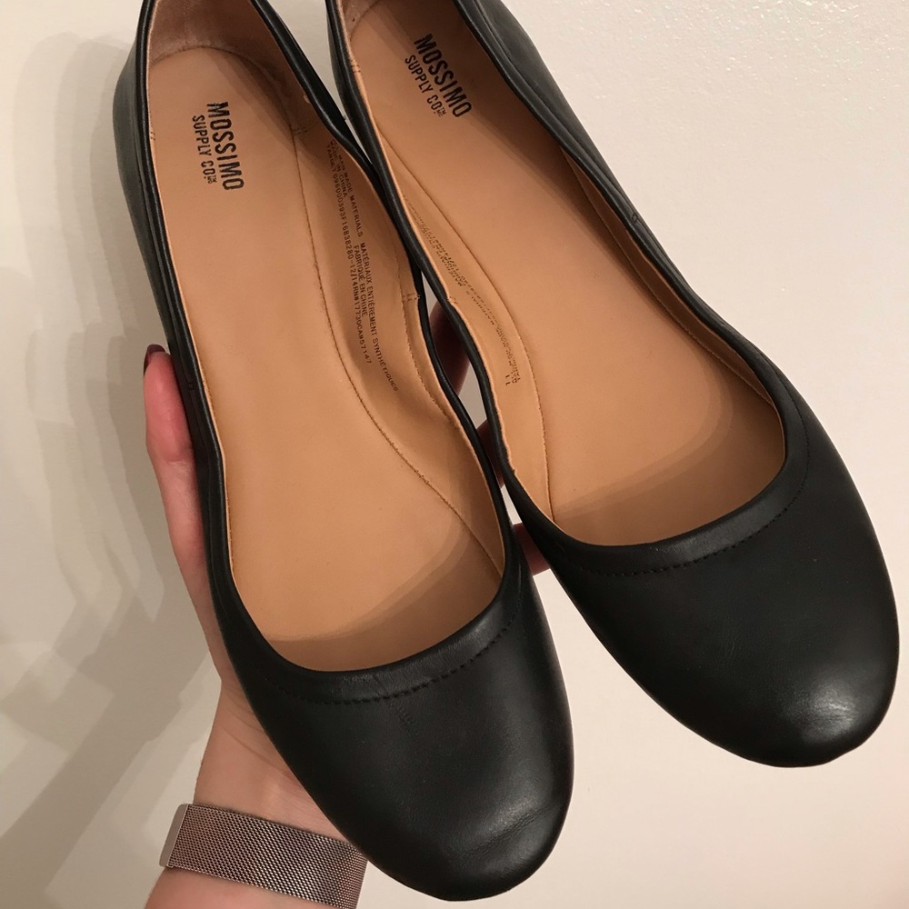 Mossimo Supply Co. black ballet flats